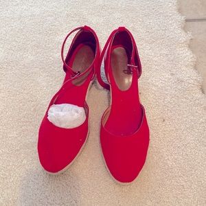 Brooks brothers wedge red sandals